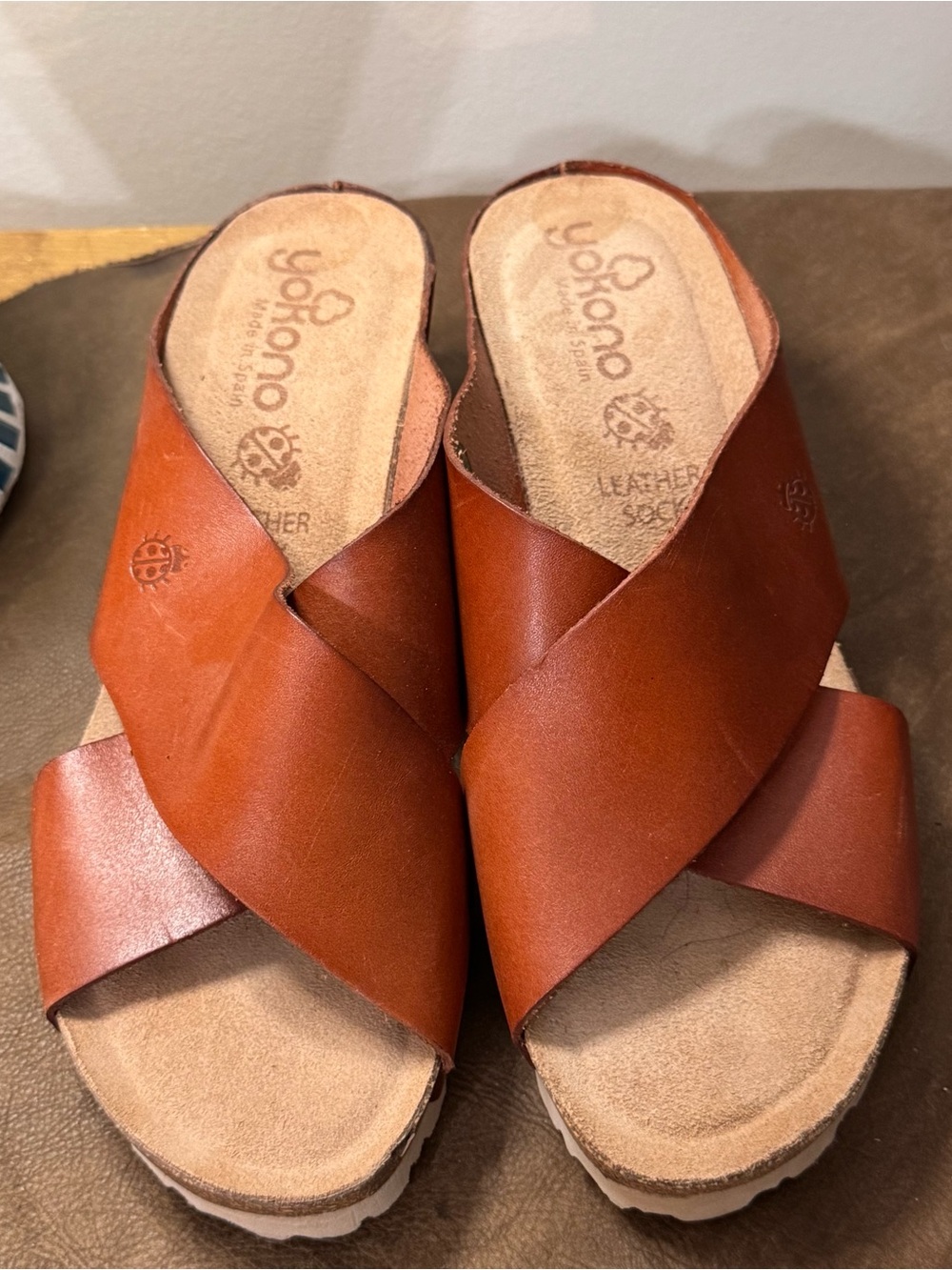 YOKONO Canela Brown Leather sandals